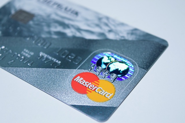 Teure Kreditkarten-Fehler vermeiden